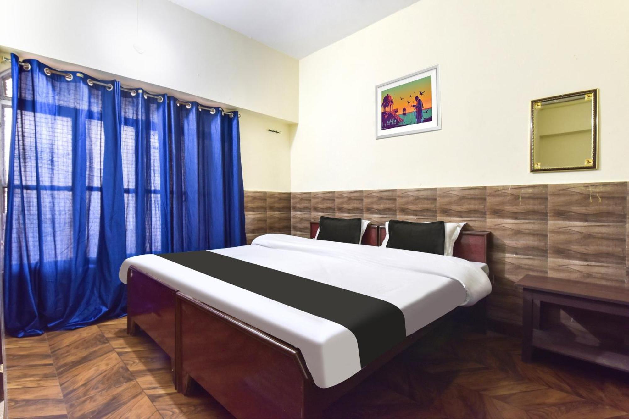 OYO 87822 Hotel JK Laxmi Karnaprayāg Exterior foto