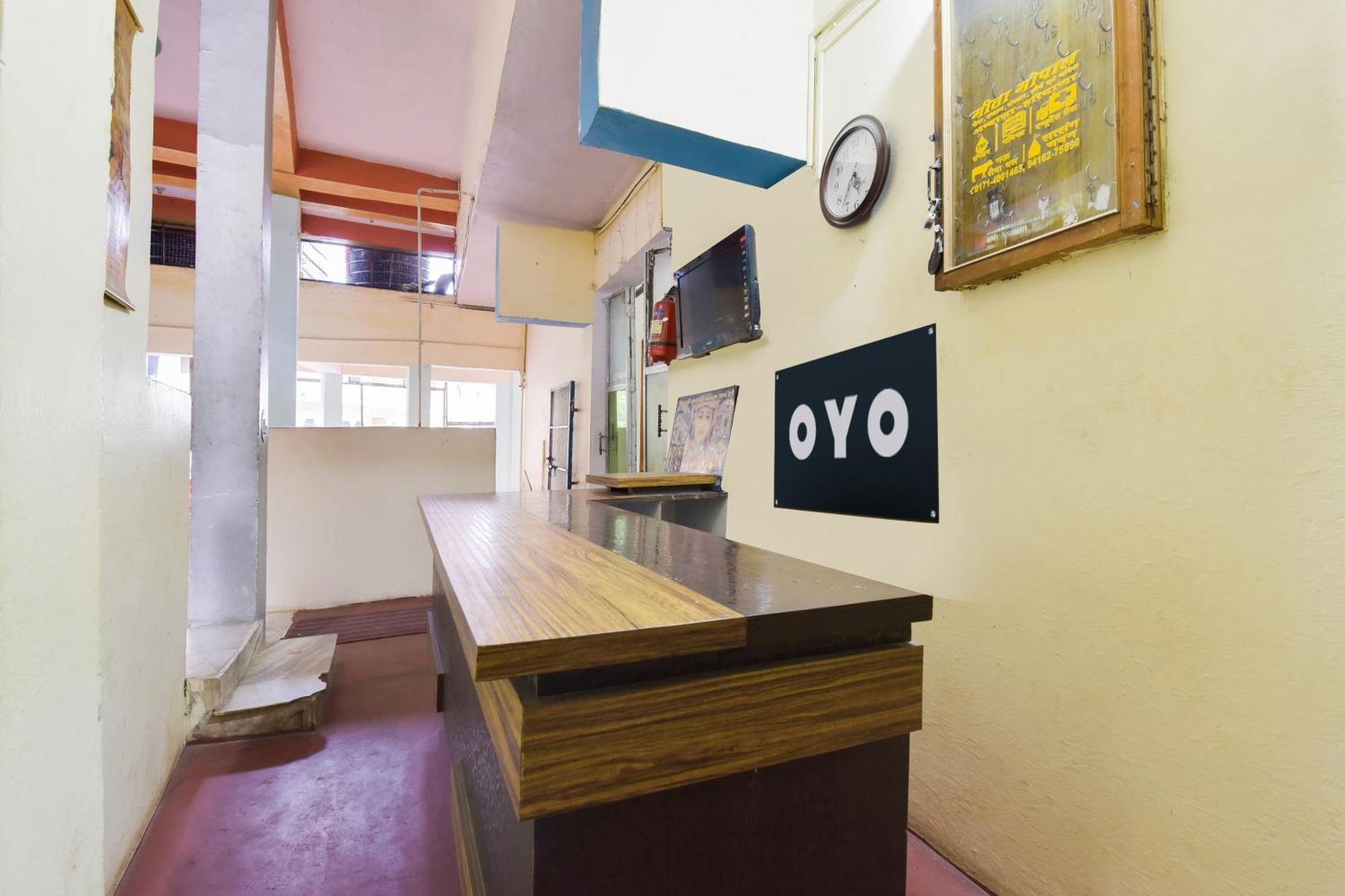 OYO 87822 Hotel JK Laxmi Karnaprayāg Exterior foto