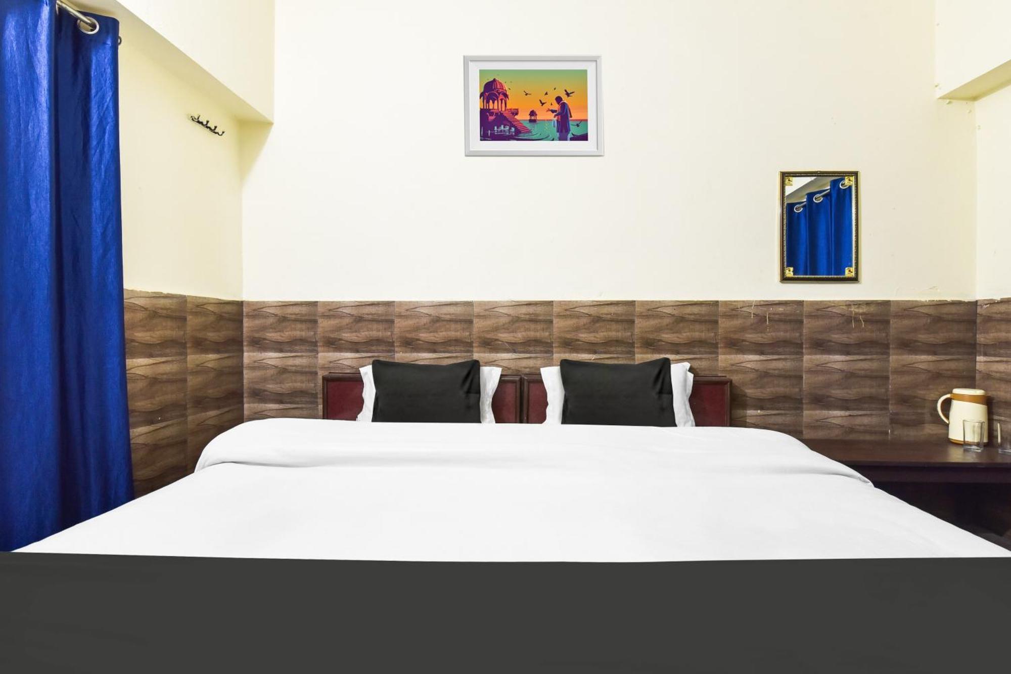 OYO 87822 Hotel JK Laxmi Karnaprayāg Exterior foto